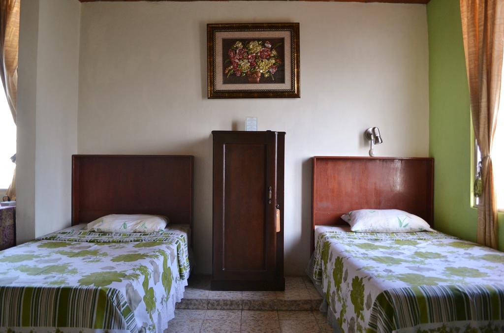Hotel Oasis San Salvador Szoba fotó